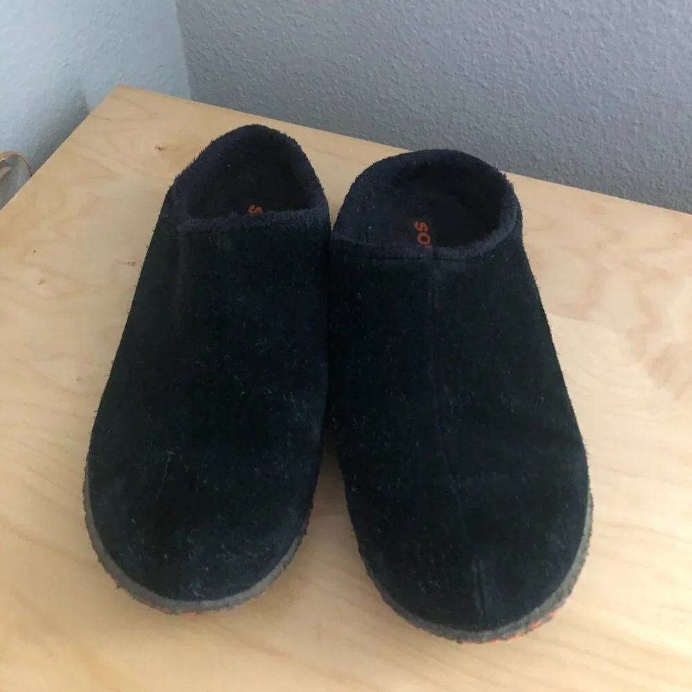 Sorel Lanner Ridge II Youth size 3 Slippers Black Slip-On Unisex Children Shoes